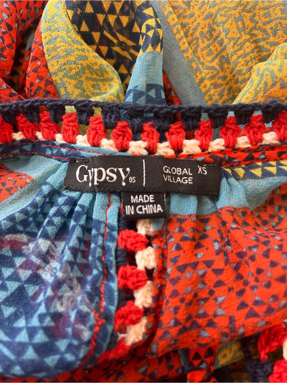 Gypsy 05 Global Village 100% Silk Patchwork Crochet Boho Blouse Top XS - Picture 12 of 14